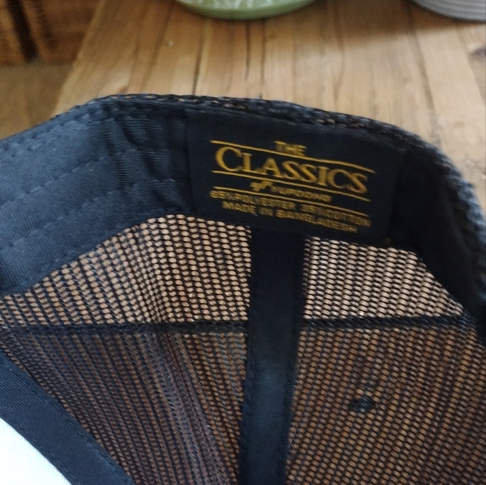 Black Trucker Hat with Tree Logo - Picture 5 of 5